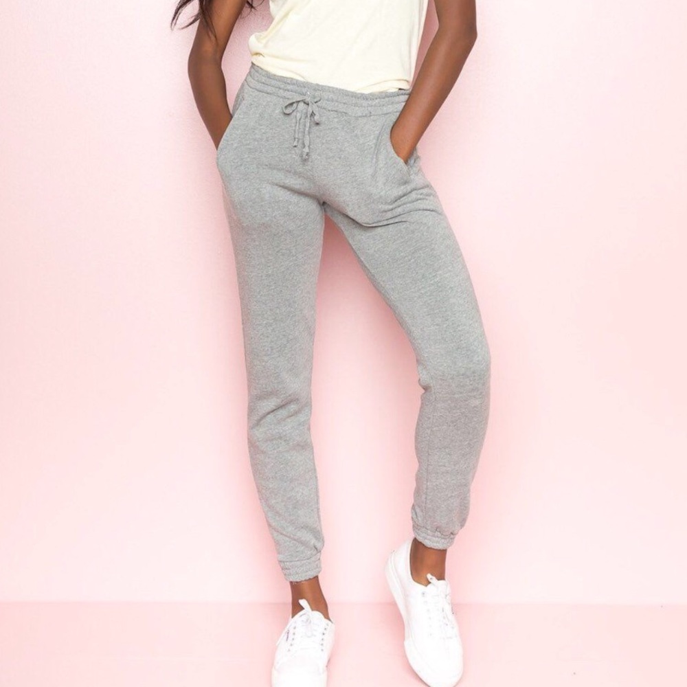 Brandy Melville Rosa Sweatpants *NEW*